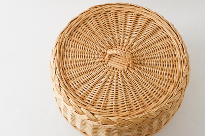 カゴアミドリ　ラトビア　ラウンドバスケット ラトビア ラウンドバスケット