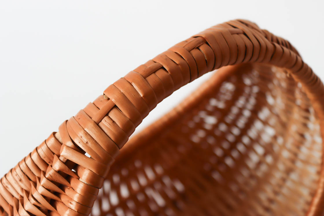 ラトビア ヘン・バスケット (L)