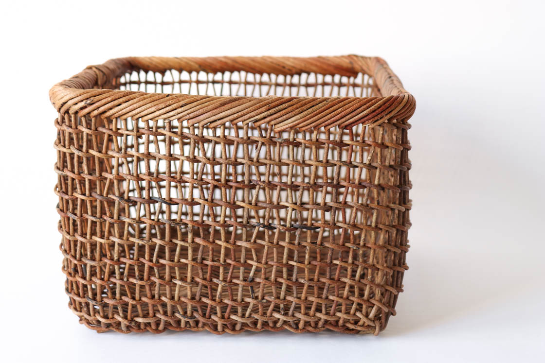 青森 あけび こだし編み 四角かご (深)
